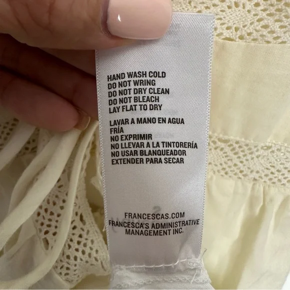 Audrey Parks + Francesca’s summer crochet backless dress. - Picture 6 of 6